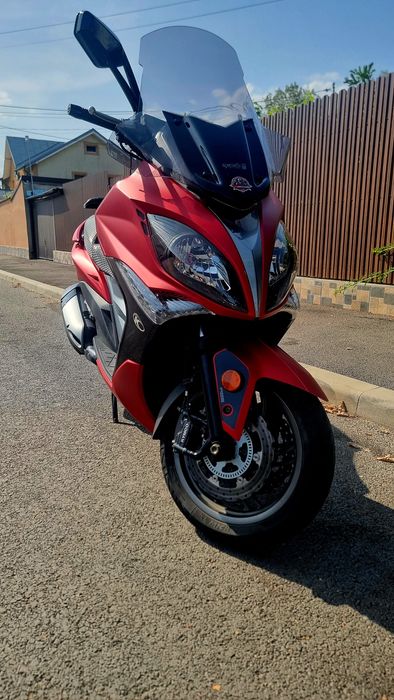 Scuter Kymco Xciting 400i