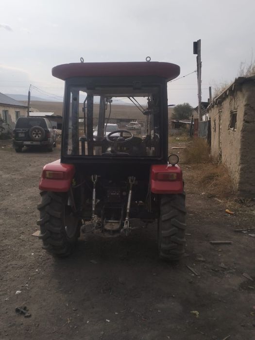 Продаётся Трактор