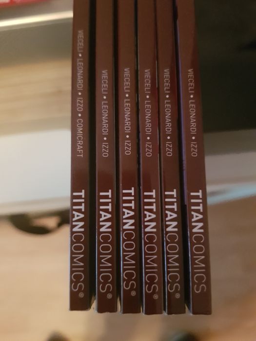 Комикси life is strange titan comics