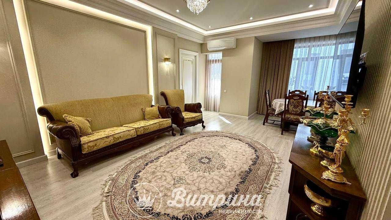 Продаётся шикарная 4 комнатная квартира в Жилом Комплексе Dream House