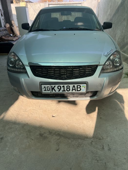 продам срочно приору