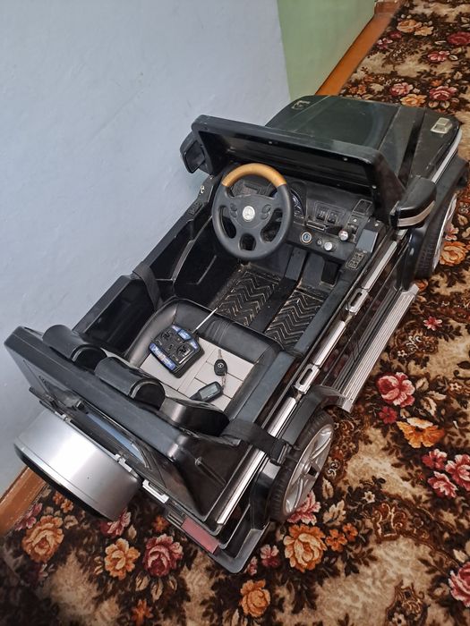 Авто(машина) детская на пульте