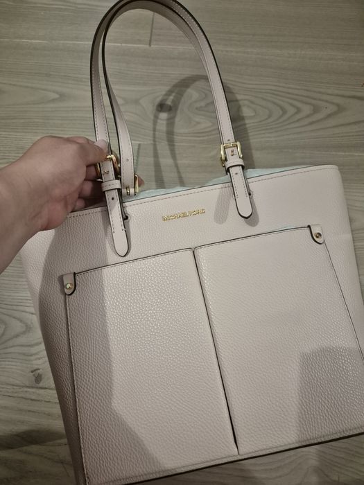 Geanta Michael Kors Jet Set Medium noua, originala. Culoare roz pudra.