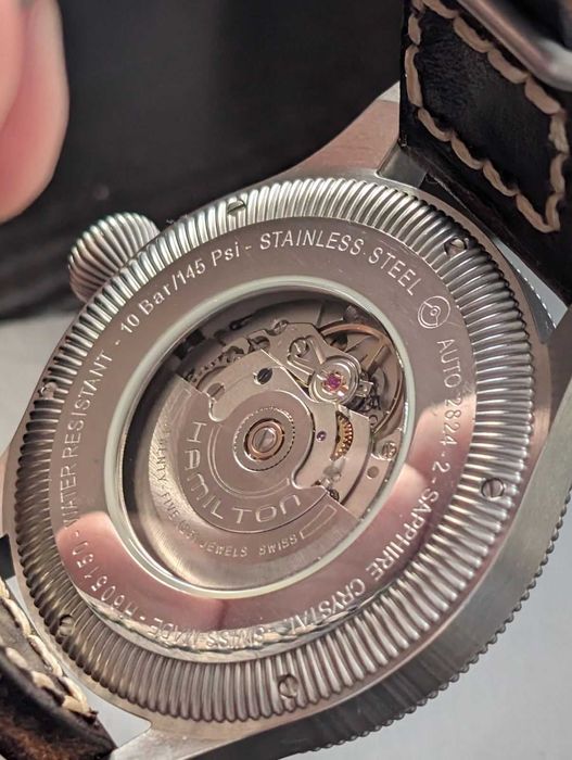 Продава се Hamilton Khaki Field Pioneer Auto