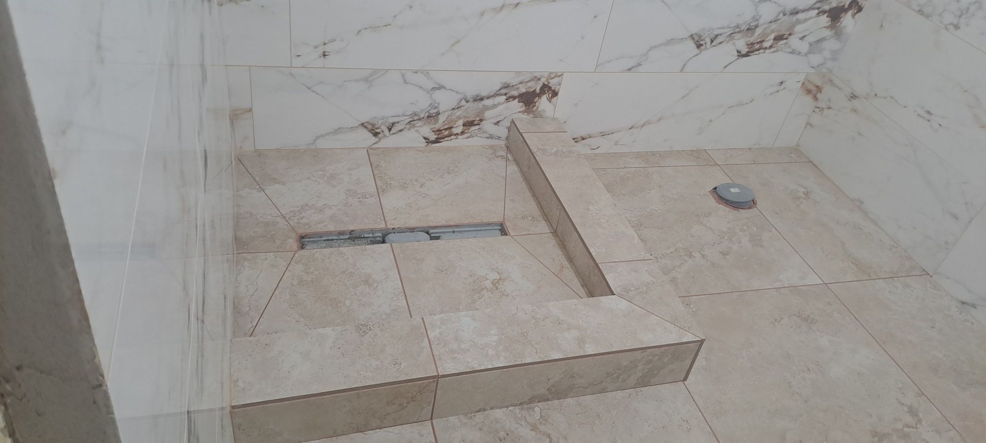Profesionist în placări gresie si faianță de orice tip de format!