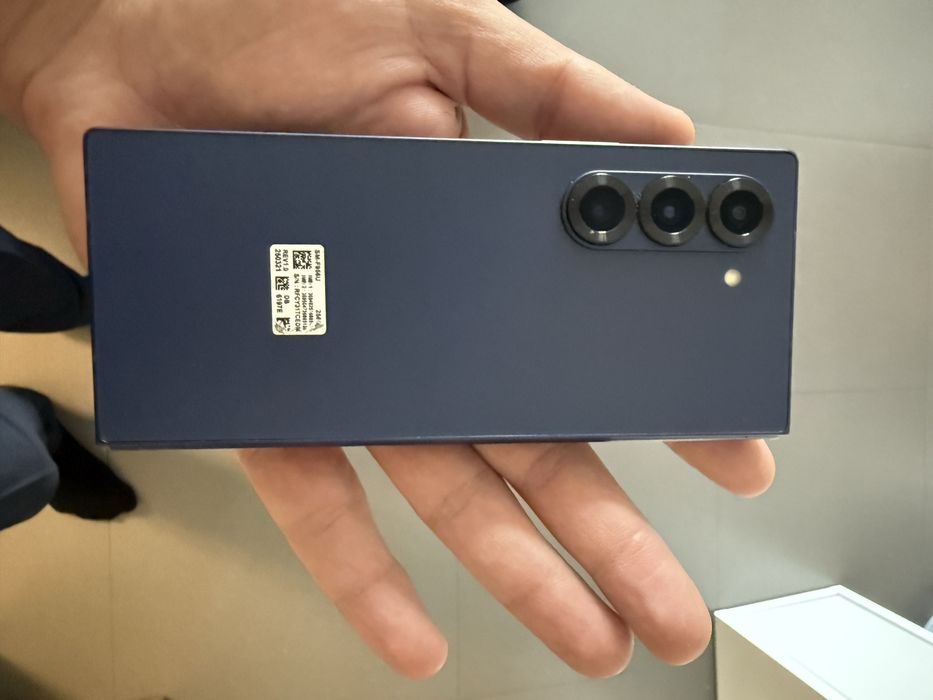 Samsung Galaxy Z Fold 6 256gb blocat AT&T