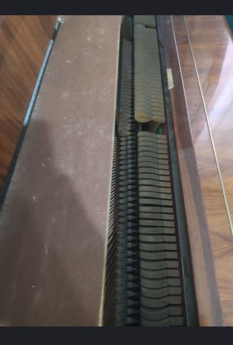 Pianino.  Rösler
