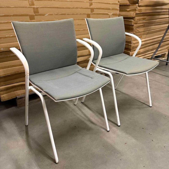 Scaun tip vizitator / conferință, gri, Ahrend 463