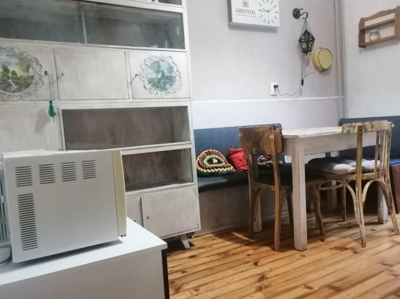 Дава се под наем Четиристаен апартамент в София, Център - 96 кв.м за 850 € - Снимка #2