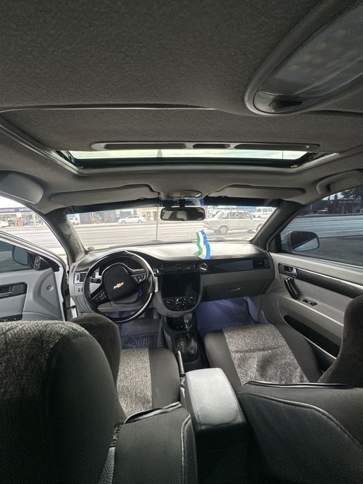 Lacetti gentra qilingan