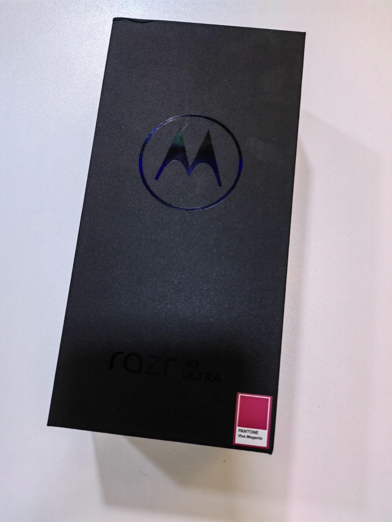 Motorola Razr 40 Ultra 5G 256gb Magenta Garanție sigilat