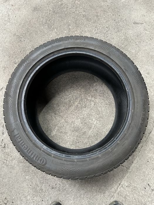 Anvelope 255/45 R19 CONTINENTAL  iarnă (m+s)