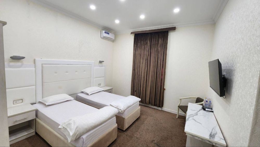Mirabad Avenue Продается Гостиница 3,3 сотки, 457м2. С доходом 5 000
