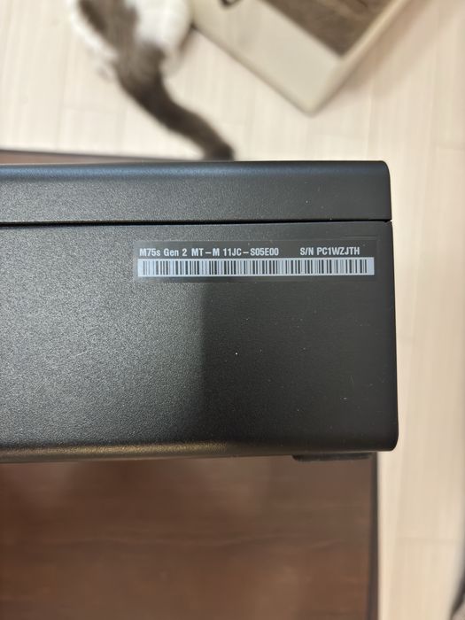 Deskstop Lenovo Thinkcentre M75s Gen 2/ Procesor AMD Ryzen 3 PRO 4350G