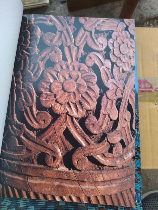 Книга подарочная Хива. Новая.