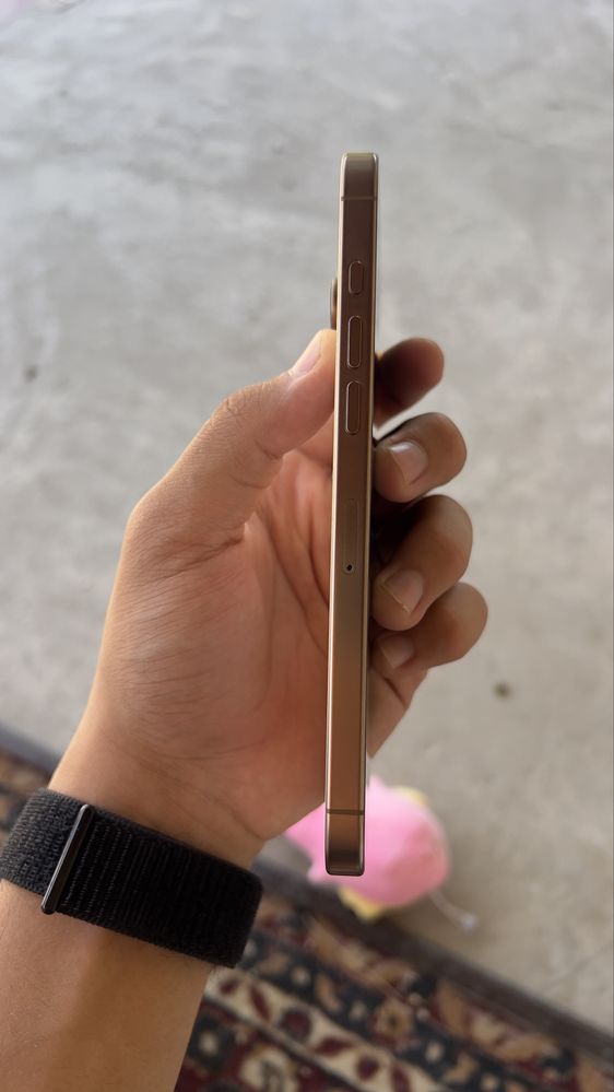 iphone 16 pro max 256 CH/A desert titanium