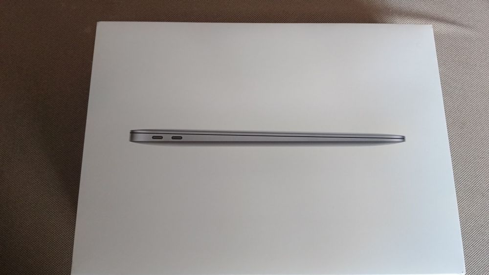 MacBook Air 13-inch