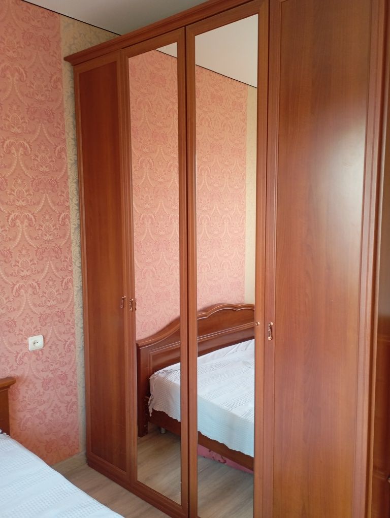 Мебель в прихожую и спальню