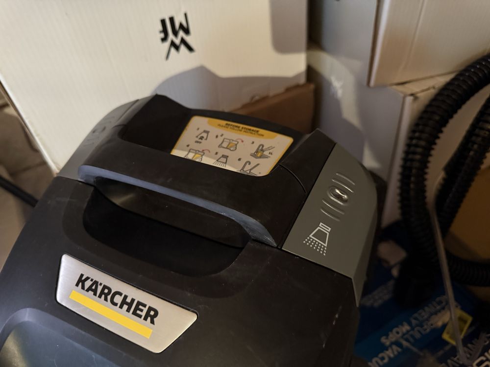 Aspirator cu spalare prin injectie-extractie Karcher SE 5, 1000 W