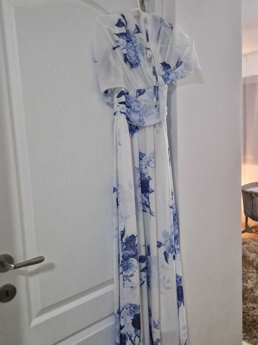 Vand Rochie eleganta