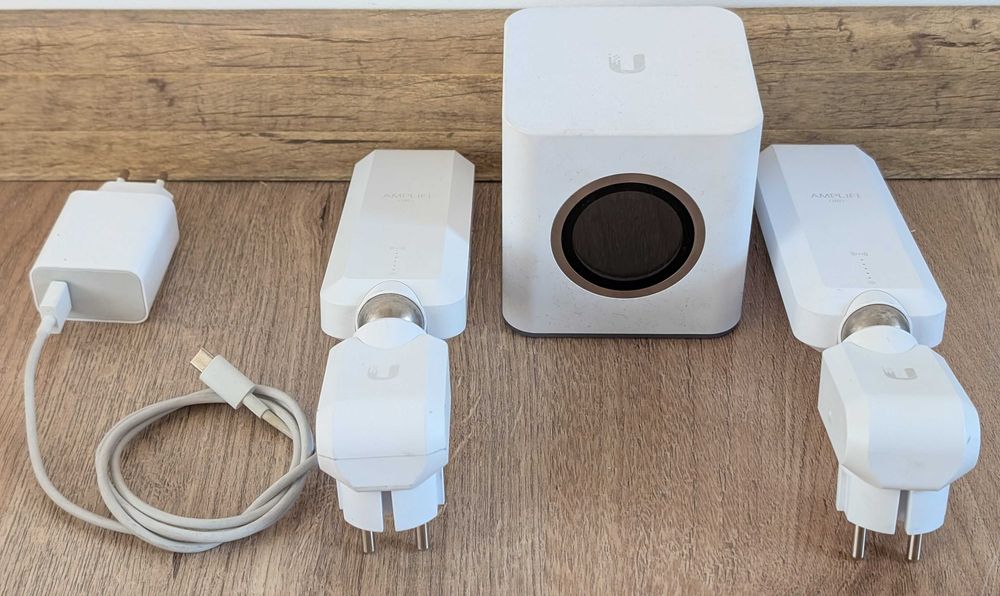 Pachet Access Point / MESH Ubiquity Unify Amplify