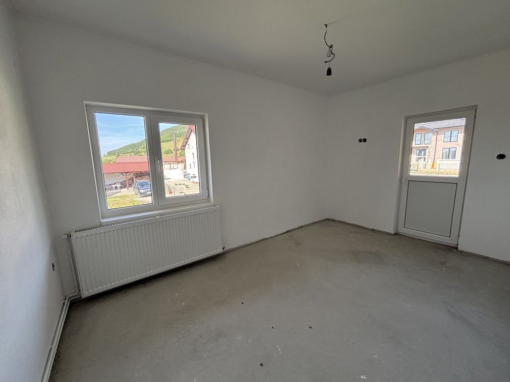 Casă de vânzare în Gura Râului, Sibiu – teren 3000 mp