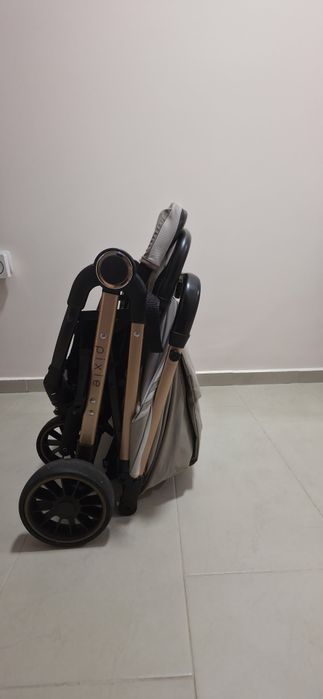 Лятна количка CHIPOLINO Pixie