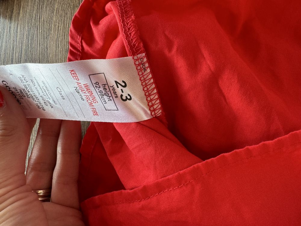 Rochie cu aplicatii 3D 2-3 ani
