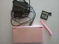 Nintendo ds lite modată cu N5 și încărcător la prețul de 200 lei