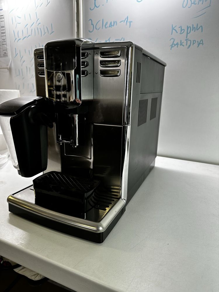 Coffee machine Philips LatteGo 5400 expresor Constanta