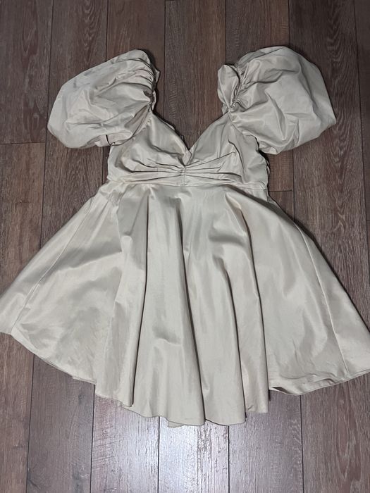 Платье коктейльное