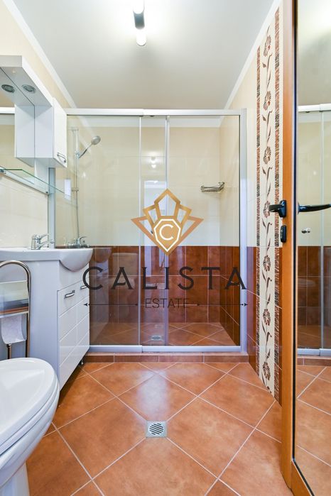 Дава се под наем Тристаен апартамент в София, Лозенец - 95 кв.м за 1000 € - Снимка #10