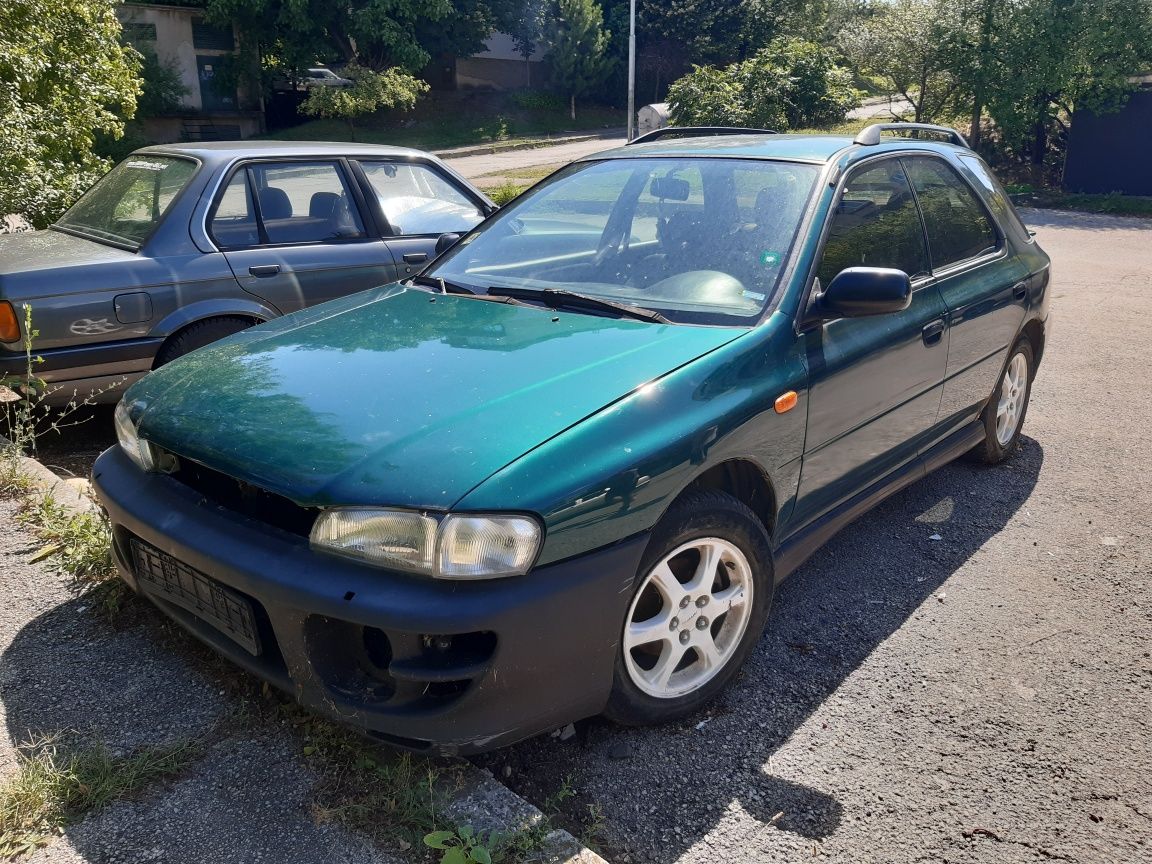 Subaru Impreza 2.0/125k.s.  НА ЧАСТИ