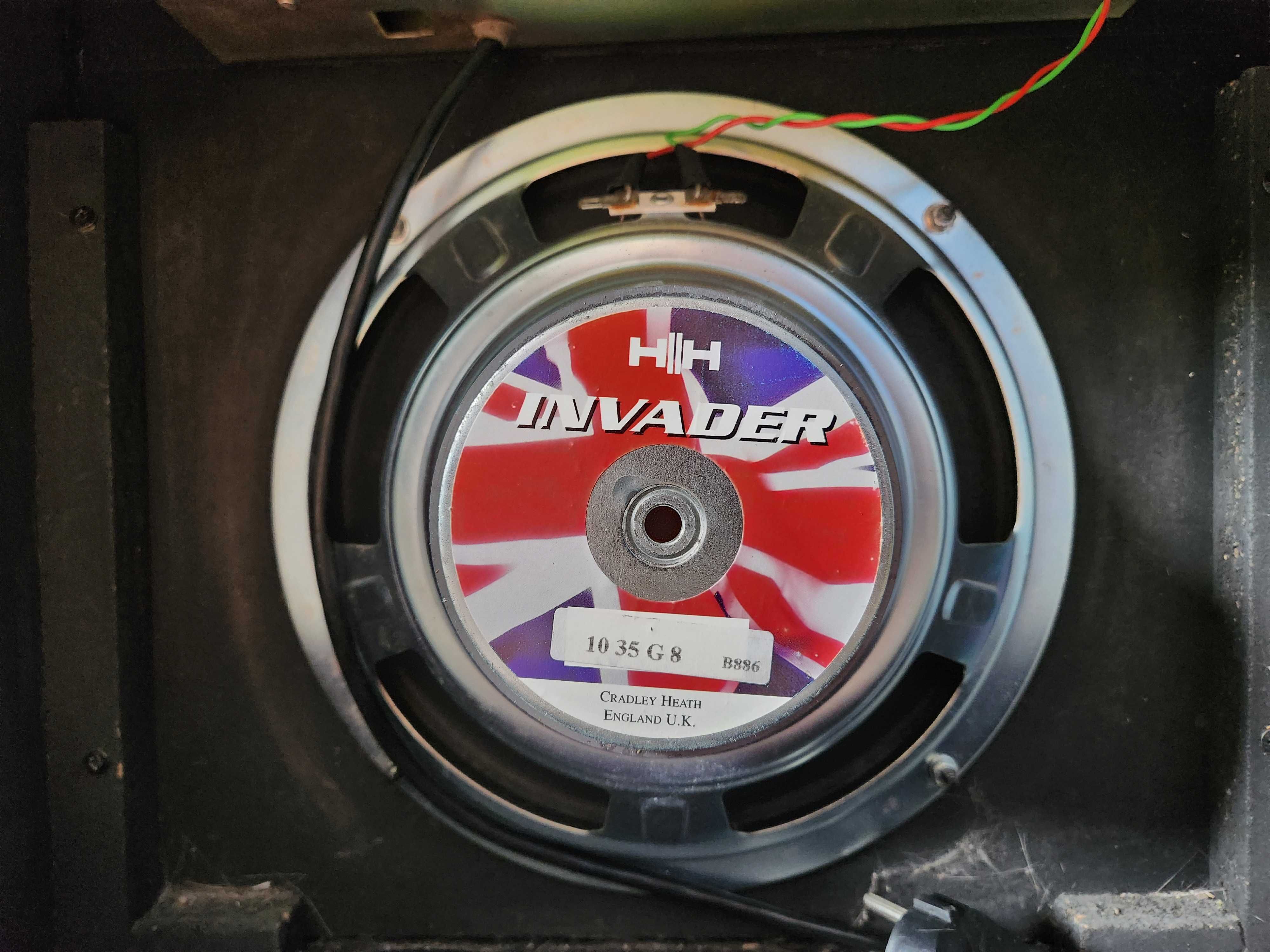 Китарно комбо кубе-30W Invader UK 10"