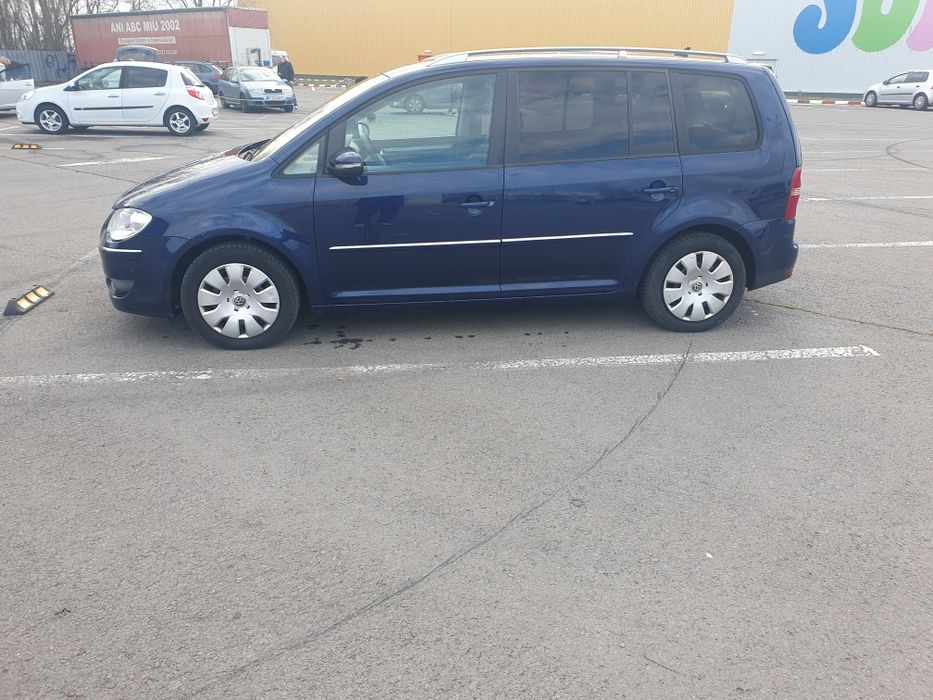 Vw touran an 2010