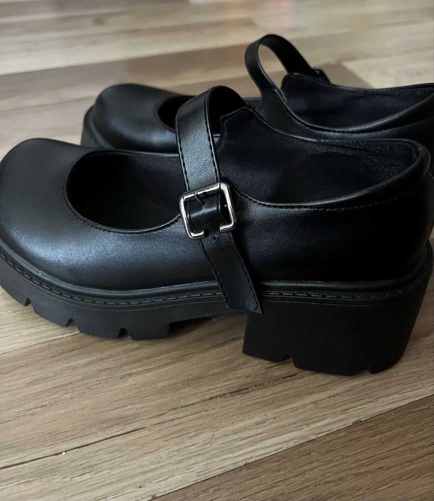 Mary jane’s shoes мери джейнс обувки