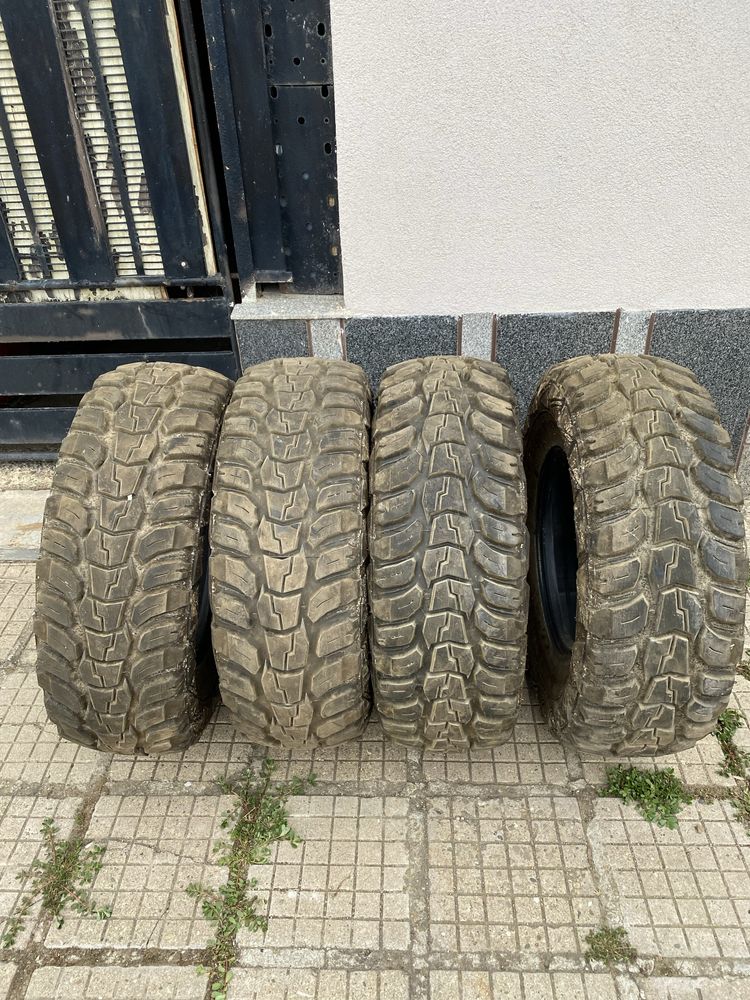 Kumho 31/10.5/15
