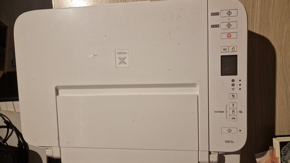 Vand imprimanta Canon Prixma TS3351 pentru piese