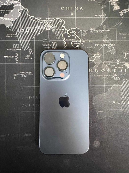 iPhone 15 Pro 256 GB Blue Titanium