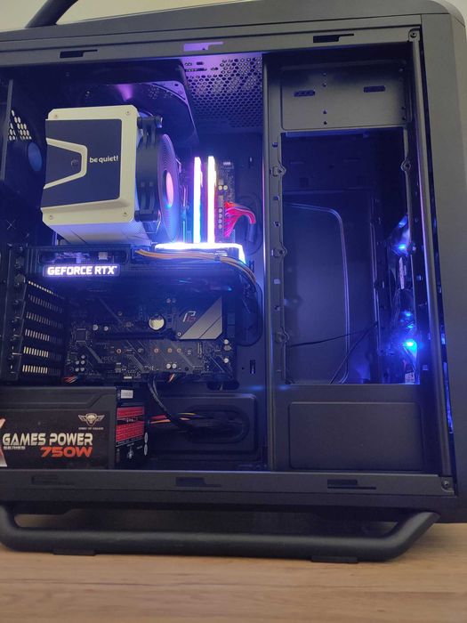 Геймърски компютър Ryzen 5800X RTX3060Ti/3070