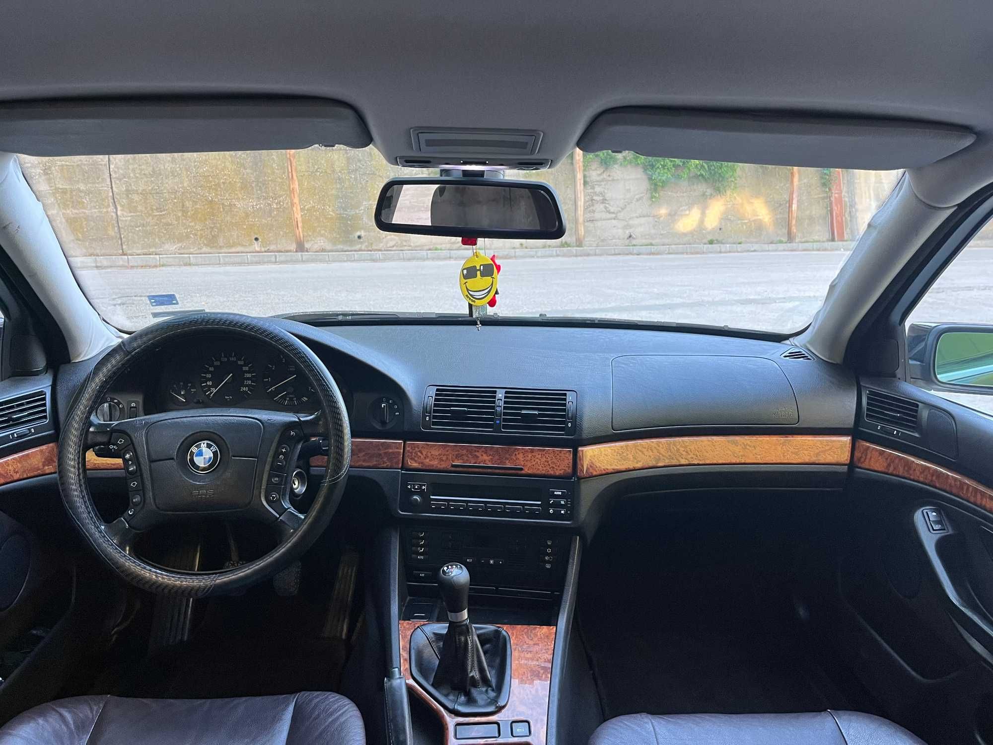 BMW 528i e39 2.8i