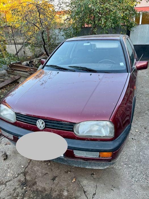 Продавам VW GOLF - 1992