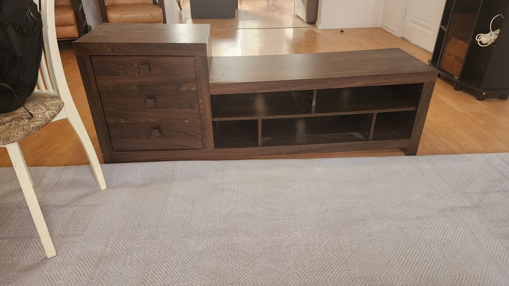 отдам бесплатно  тумба под тв