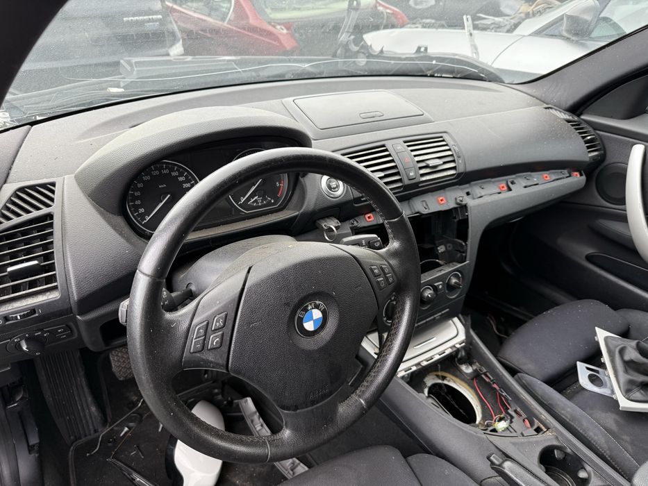 Plansa bord Bmw Seria 1 e87 neagra /maro