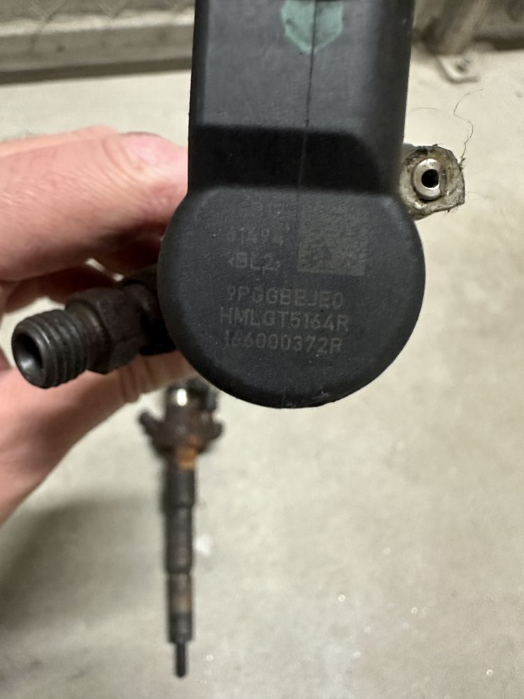 Injectoare Siemens Renault Master 2.3 dci cod 166000372R
