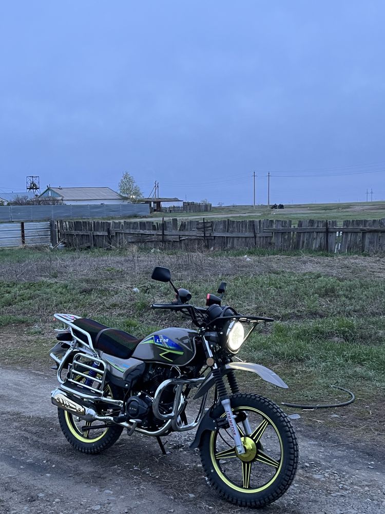 Продам мотоцикл LTM 200куб М9