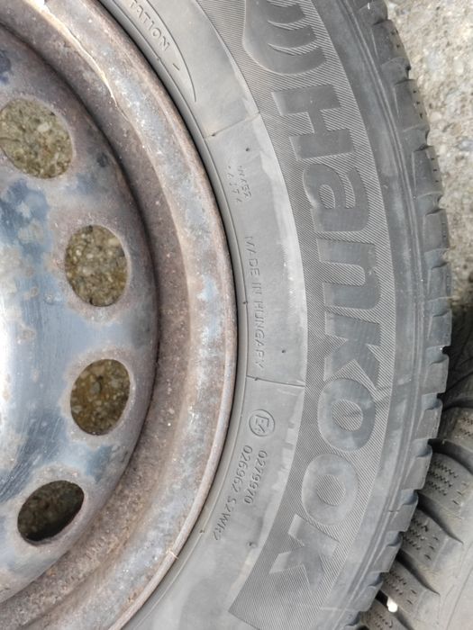 Roti iarna 195/65 R15 hankook jante tabla