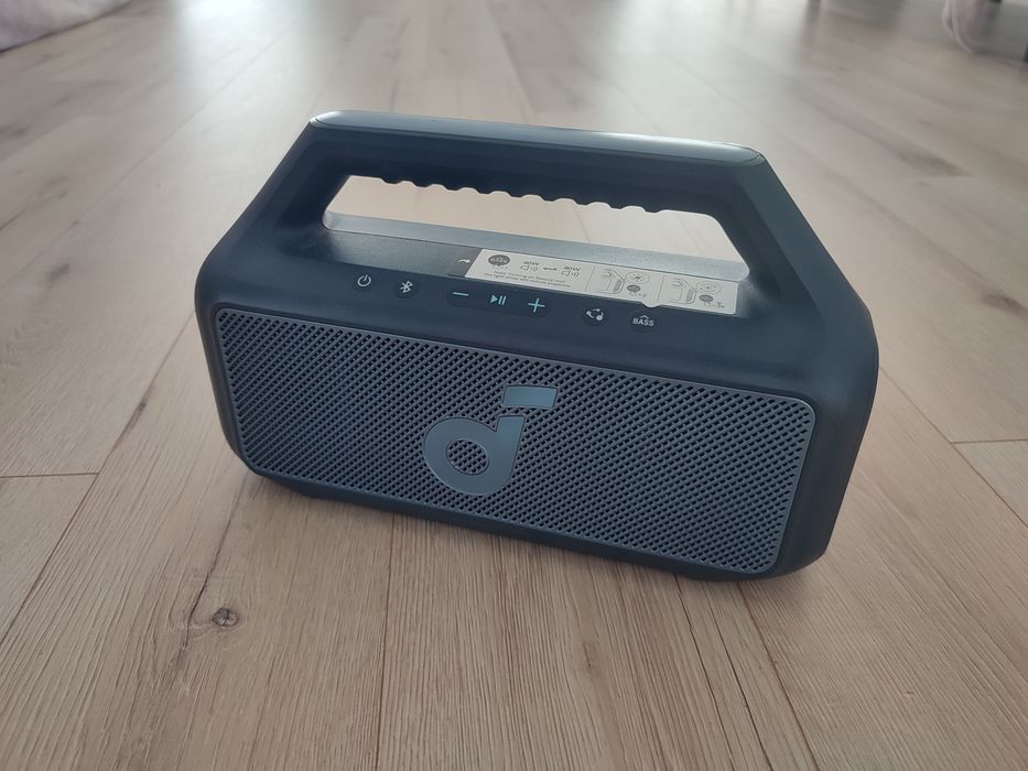 Anker Soundcore Boom 2 (mai buna ca JBL)