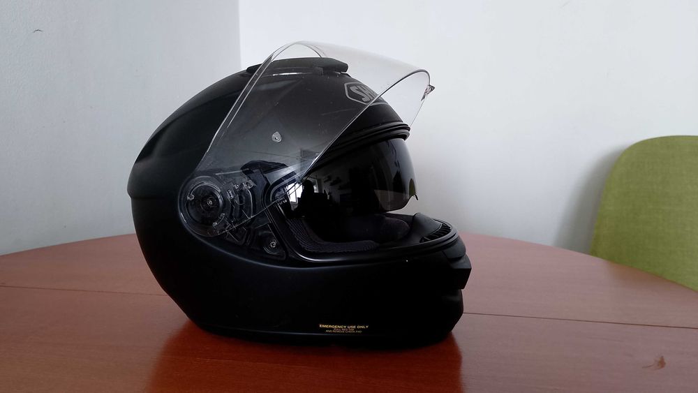 Каска Shoei gt air