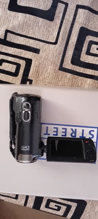 Aparat de filmat Samsung.